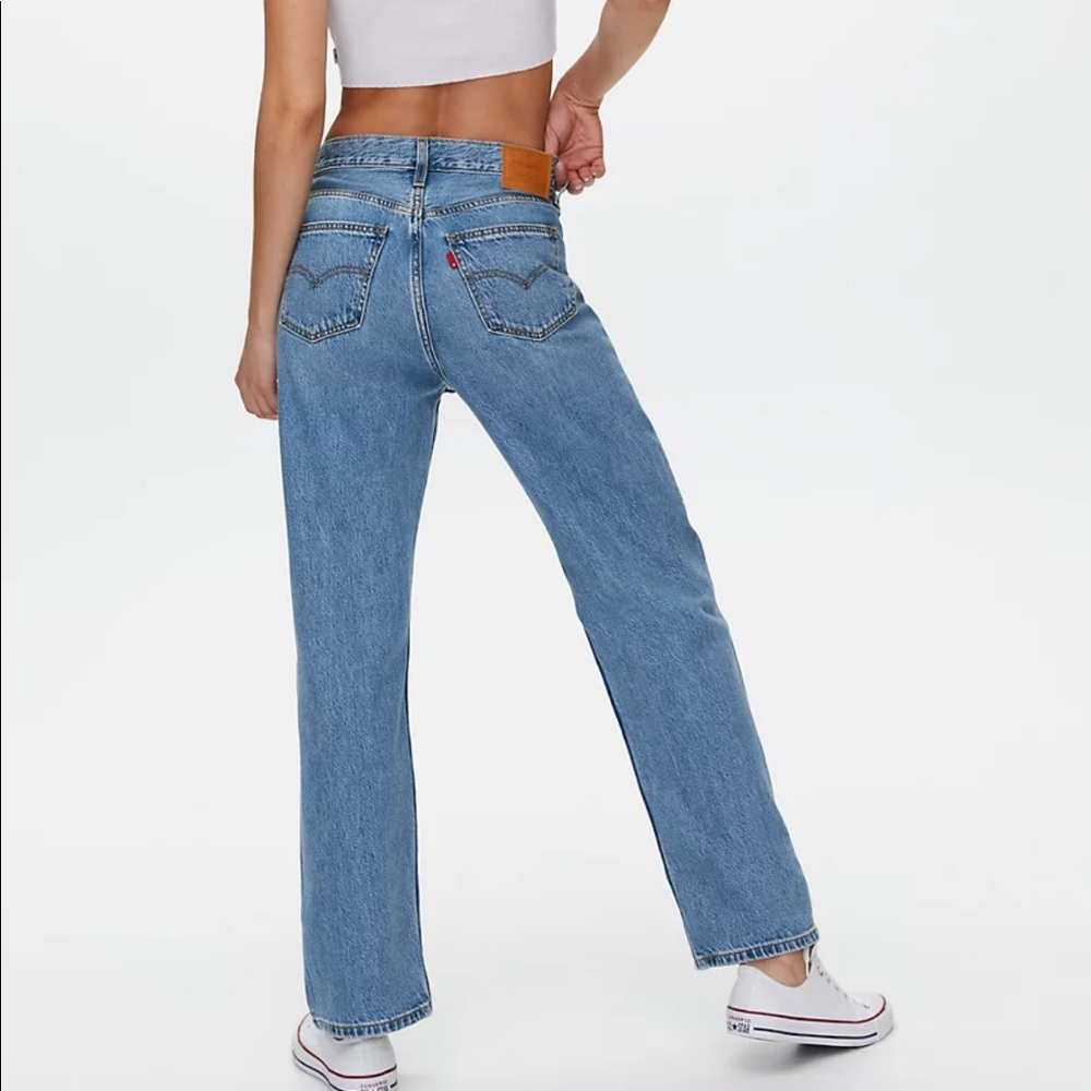 Levi’s loose straight jean - 29 - EUC